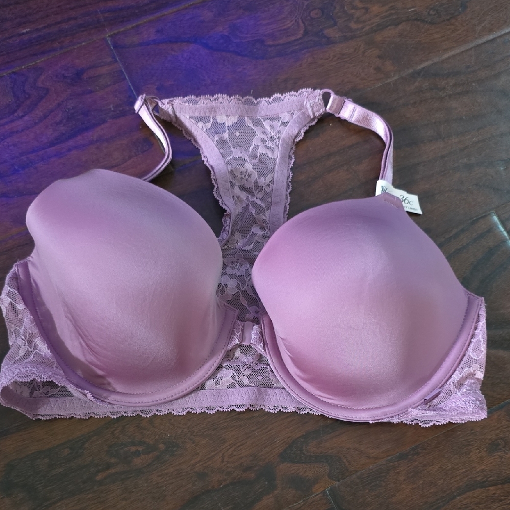 Victoria's Secret Lace Bra in Soft Purple